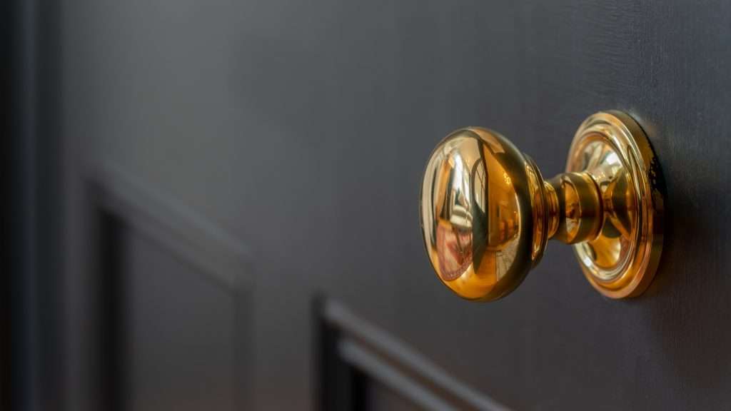 A close image of a passage knob lock. These knob locks have no locking mechanism.