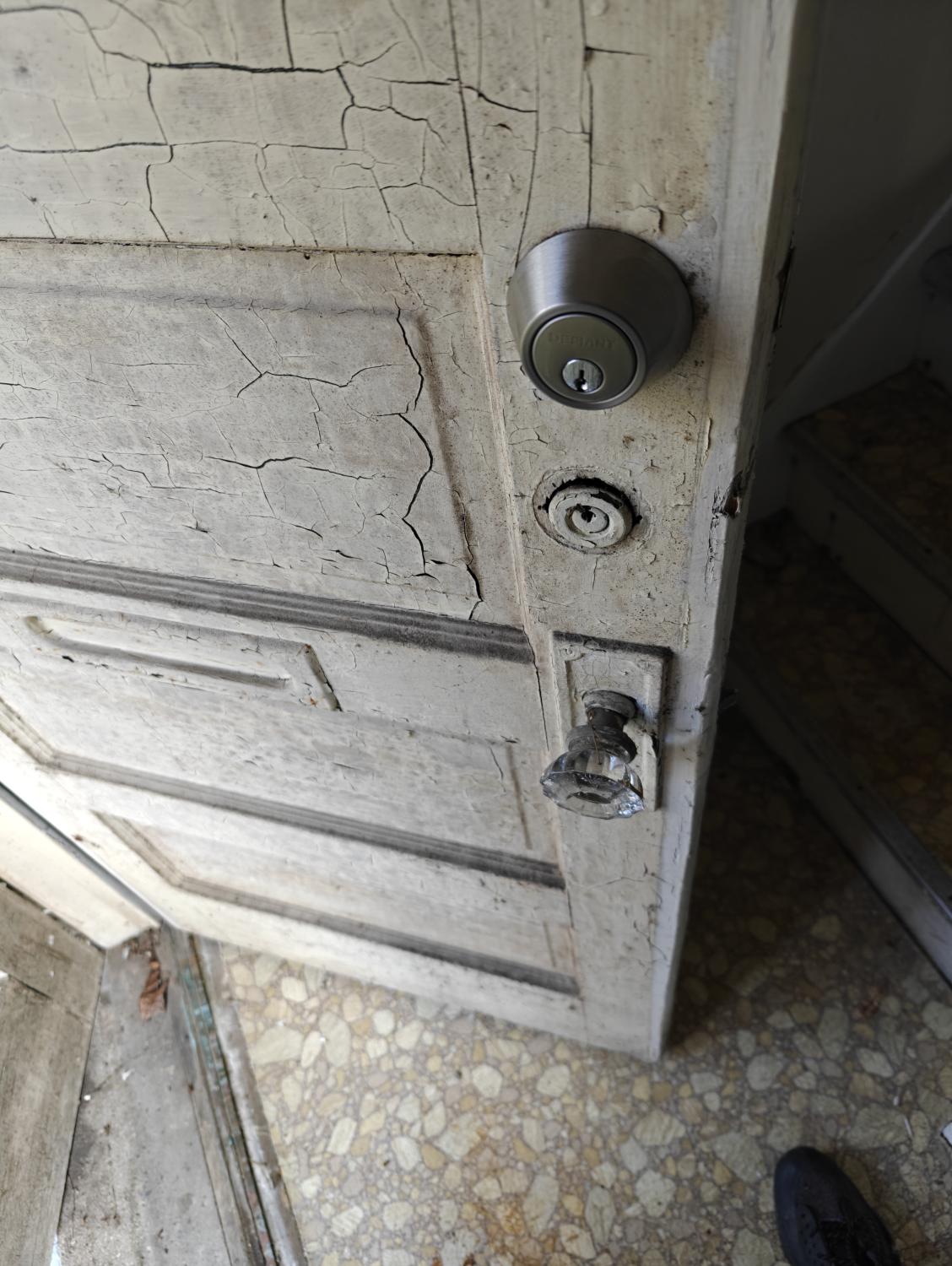 Locksmith Locksmith Services Residential Lock Domestic Locksmith Emergency Locksmith Local Locksmith Service Caton St, Pittsburgh, Pa